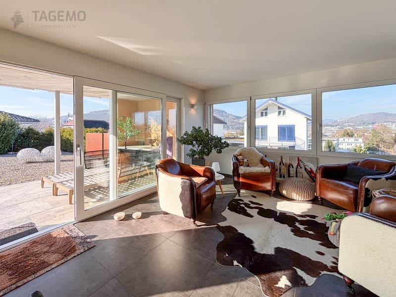 Modern & Exceptional with 290m2 usable space, well-maintained garden complex with chrome steel pool (9)