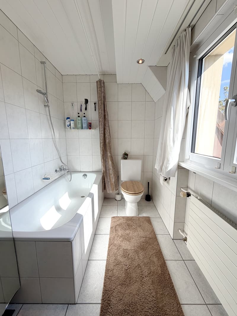 Charming 6.5 room single-family house in a quiet location in Oftringen (23)