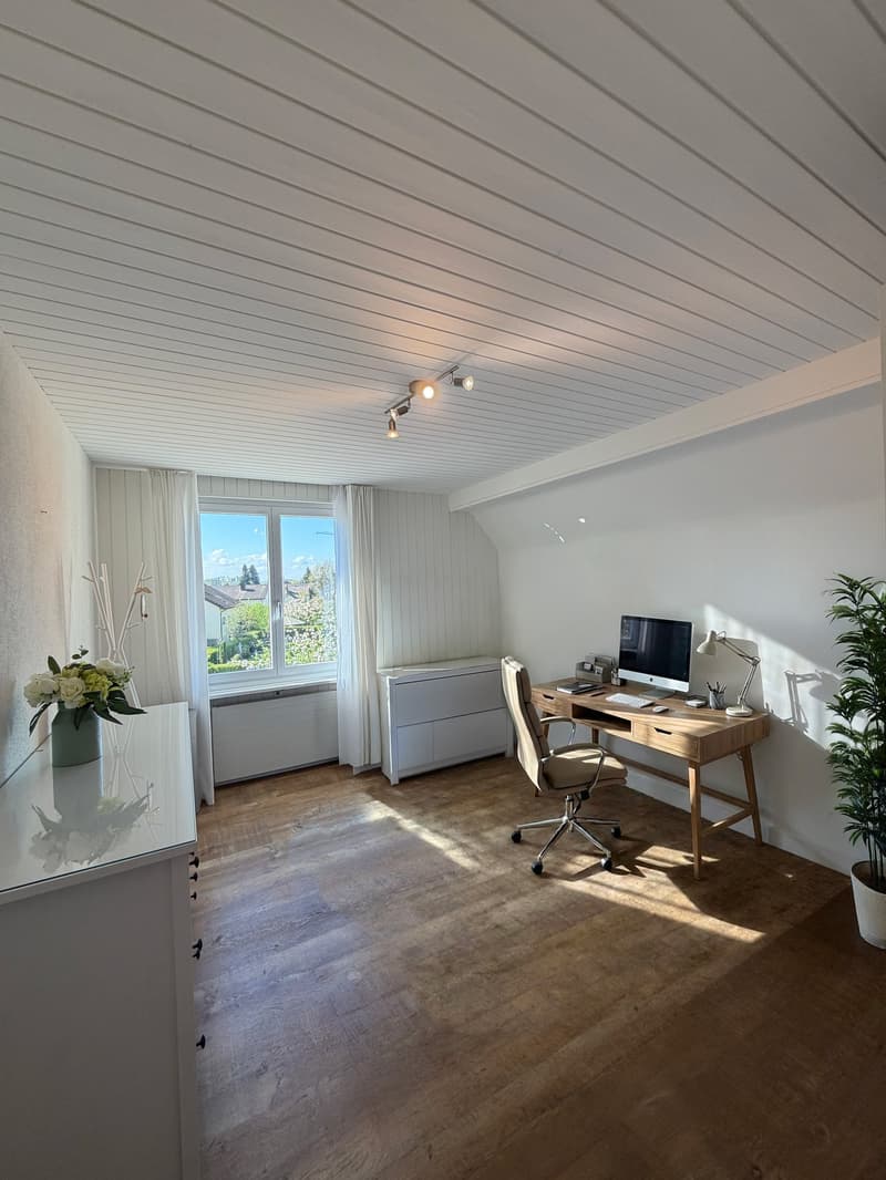 Charming 6.5 room single-family house in a quiet location in Oftringen (27)