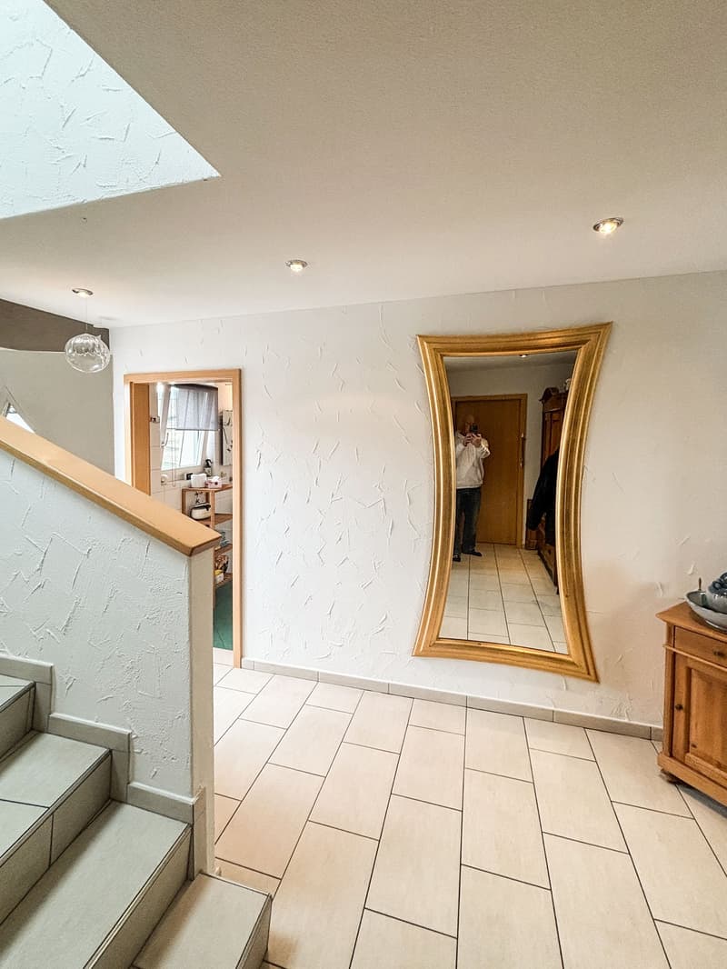 Spacious 6.5-room single-family house with fireplace in top location (9)