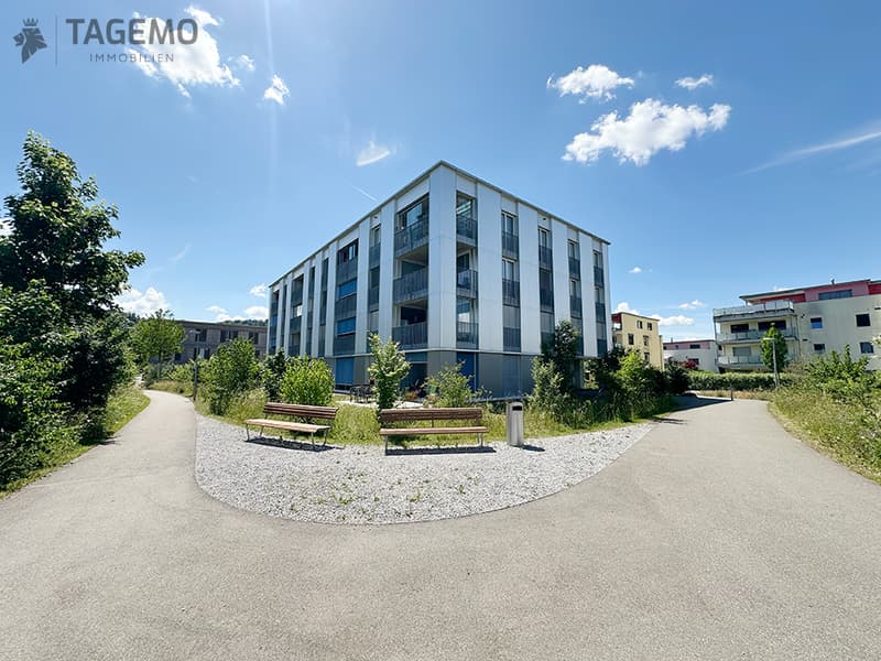 Neuwertige 3.5 Zimmer-Attikawohnung, die sich wie deutlich mehr anfühlt. (15)