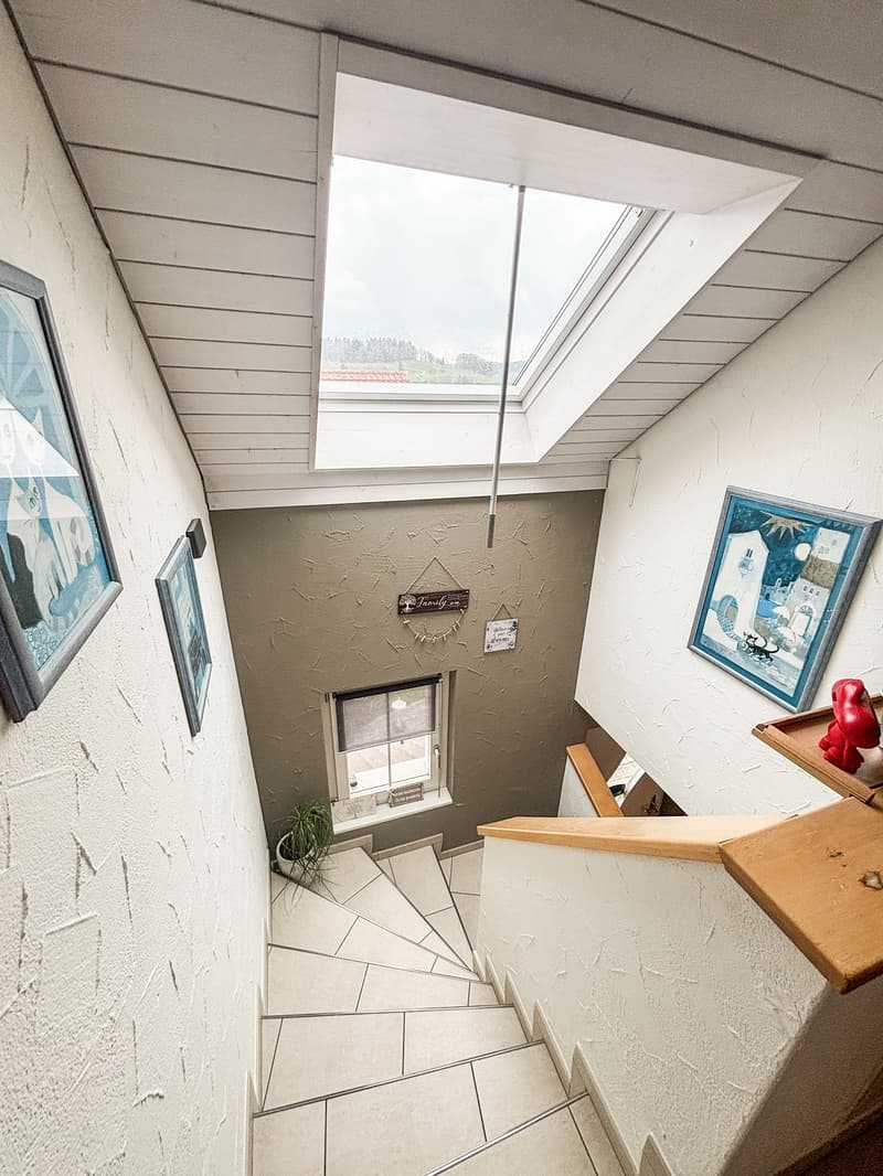 Grosszügiges 6.5-Zimmer-Einfamilienhaus mit Kamin in Top-Lage (17)