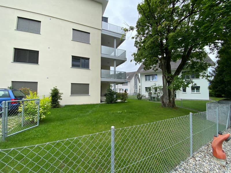 Moderne und Luxuriöse Erdgeschosswohnung mit eigenem Gartenanteil (6)