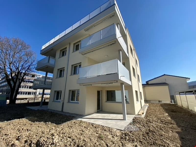 Moderne und Luxuriöse Erdgeschosswohnung mit eigenem Gartenanteil (11)