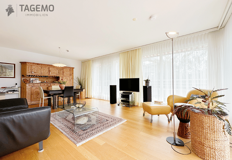 Zwei Gehminuten zum See. 100 m² Terrasse. Ein Freiraum, den man in Luzern nur selten findet. (7)