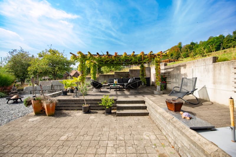 6.5-Zimmer-Einfamilienhaus mit viel Platz und Weitsicht (3)