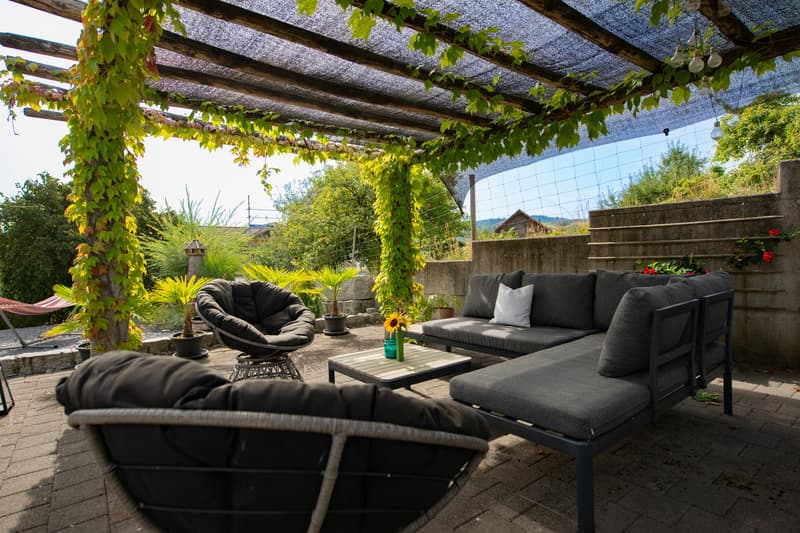 6.5-Zimmer-Einfamilienhaus mit viel Platz und Weitsicht (2)