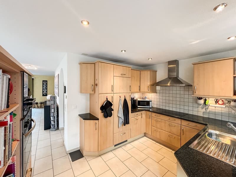 6.5-Zimmer-Einfamilienhaus mit viel Platz und Weitsicht (13)