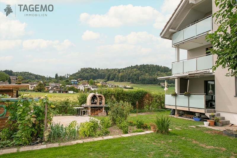 Zwei Wohnungen. Ein Haus. Viele Möglichkeiten für eine Investition. (19)