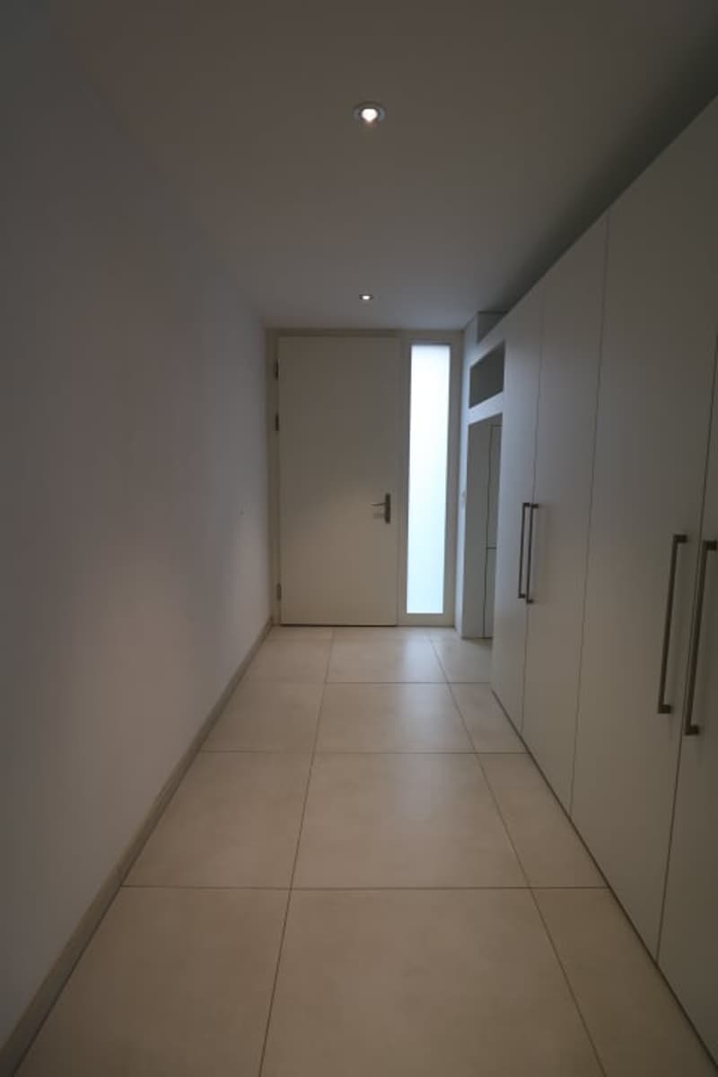 Lichtdurchflutete 3 ½ Zimmerwohnung mit grossem Balkon und traumhafter Seesicht (11)