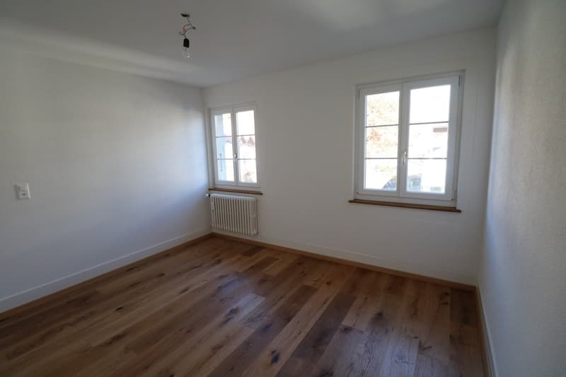 Schöne 4-Zimmerwohnung in Spiez (5)