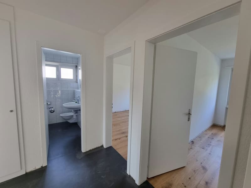 Schöne 3-Zimmer-Wohnung mit Balkon in Rüfenacht BE (4)