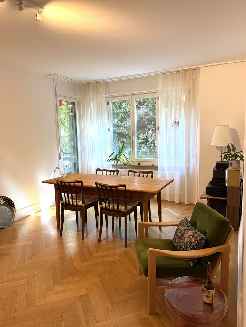 Wunderschöne, helle Altbauwohnung (3)
