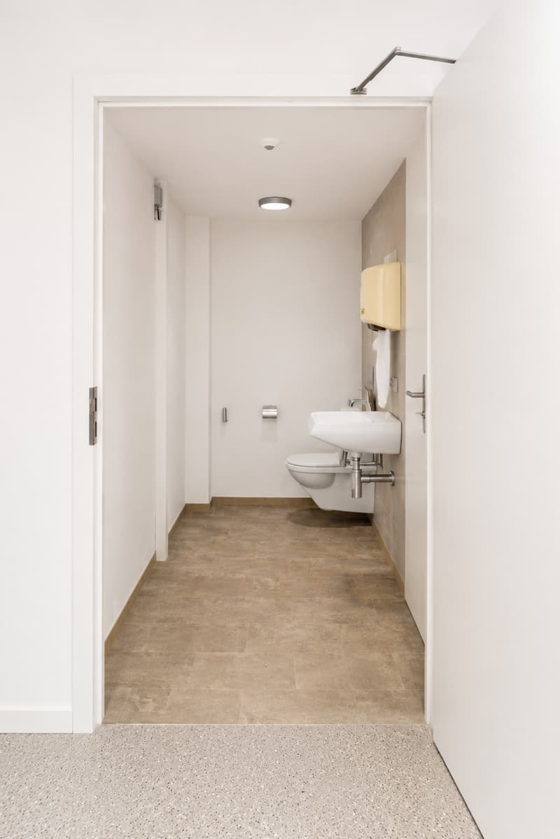 Attractive business space on Bahnhofstrasse in St. Gallen (9)