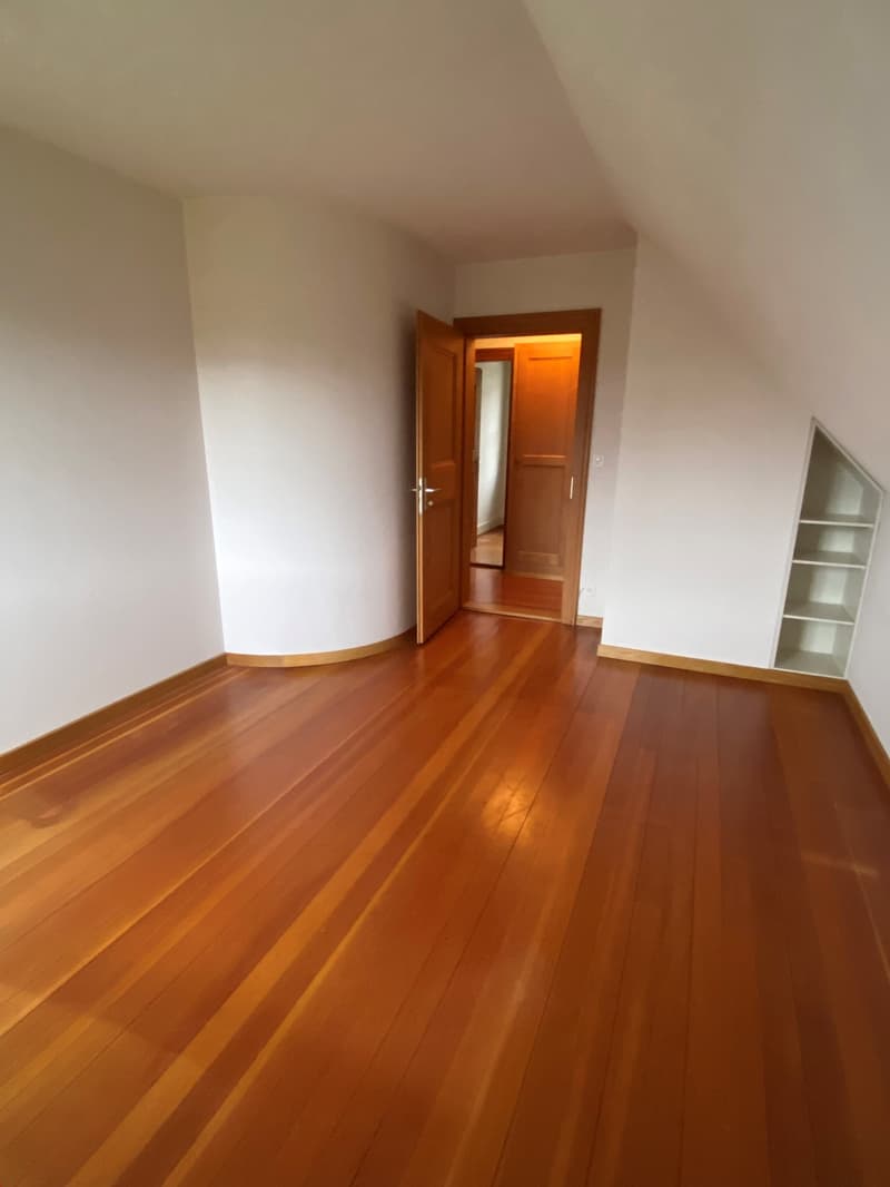 Einfamilienhaus zur Miete in ruhigem Hünibach (3)