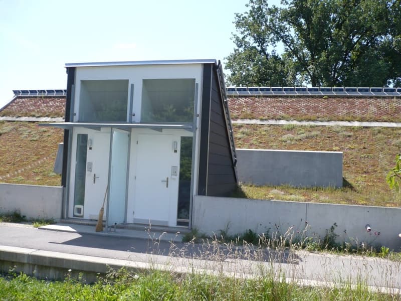 Einzigartiges Niedrigenergie-Solarhaus in Innerberg nahe Bern (2)