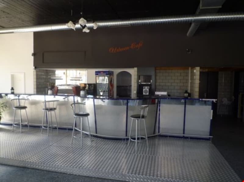 Attractive retail space, versatile commercial rooms in a highly frequented location (5)