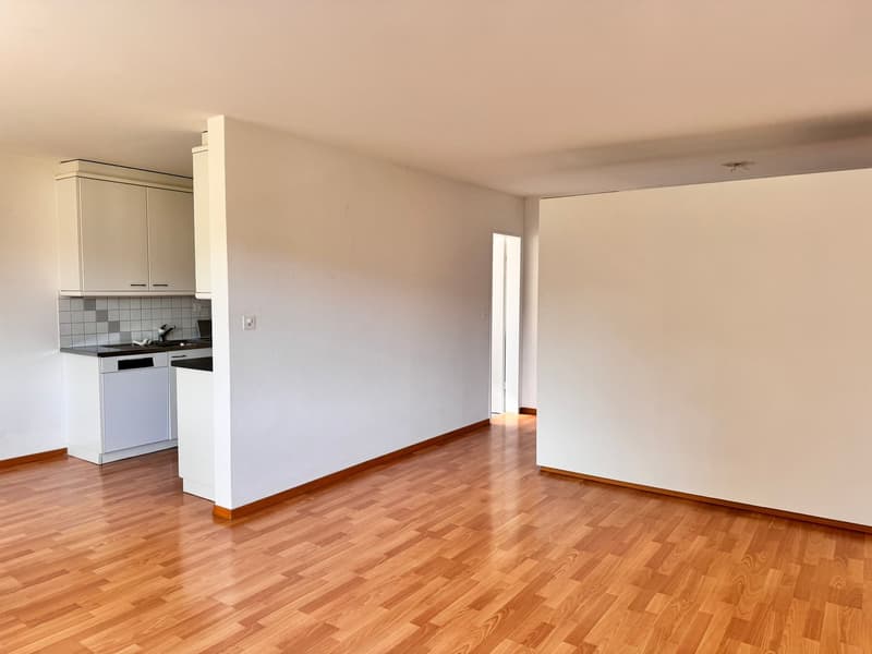 Helle 4.5-Zimmer-Wohnung mit Balkon in Moosseedorf (2)