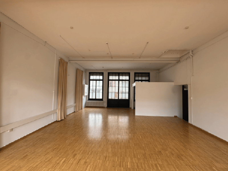 Befristete Vermietung: Geräumiges 4.5-Zimmer-Wohnatelier am Seidenweg in Bern (9)