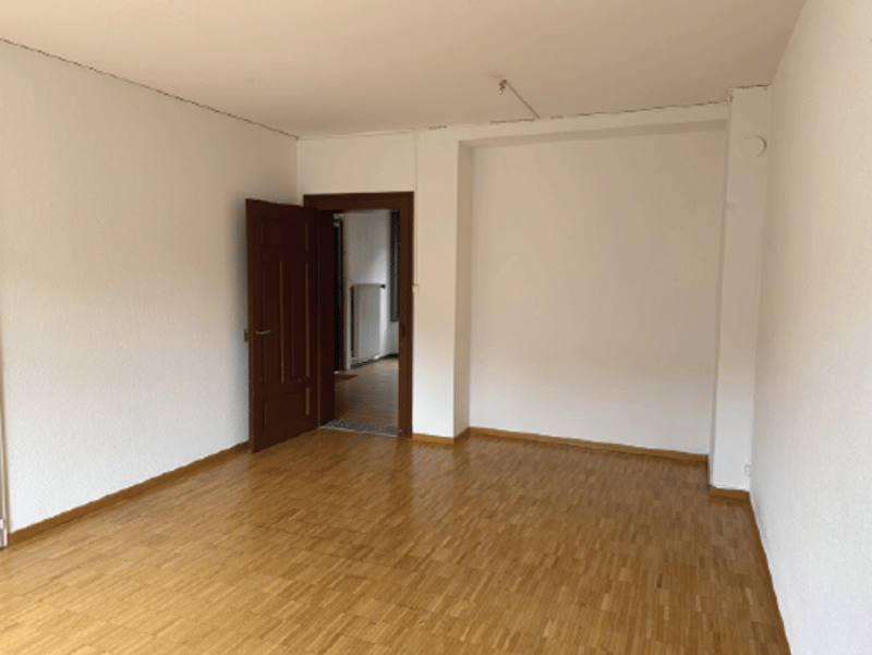 Befristete Vermietung: Geräumiges 4.5-Zimmer-Wohnatelier am Seidenweg in Bern (4)