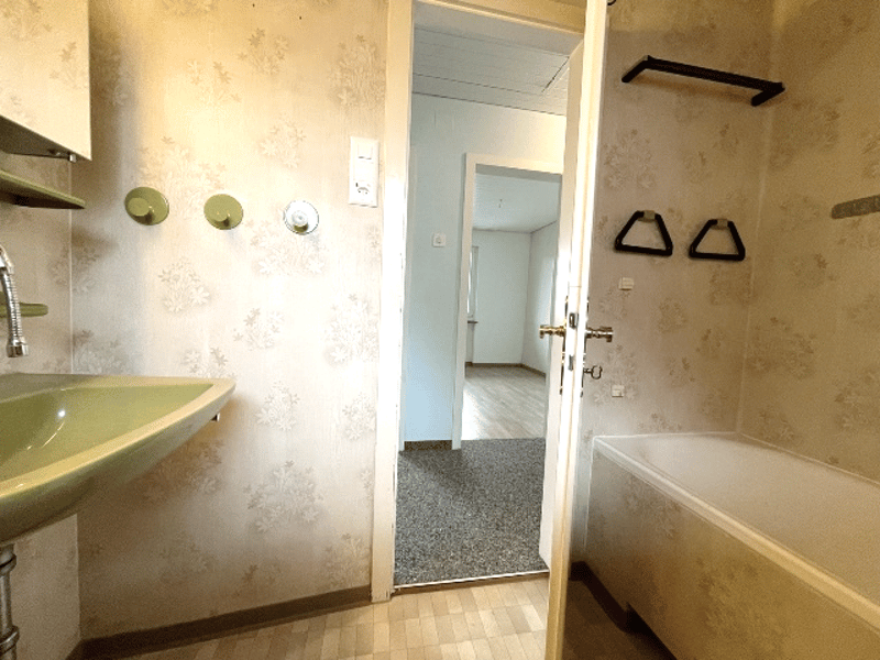 Compact single-family house with small, secluded garden for plenty of privacy (16)