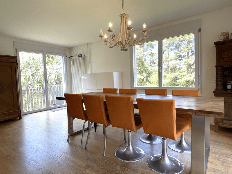 In a quiet location: 6.5 room single-family house with land reserve and large, romantic garden (15)