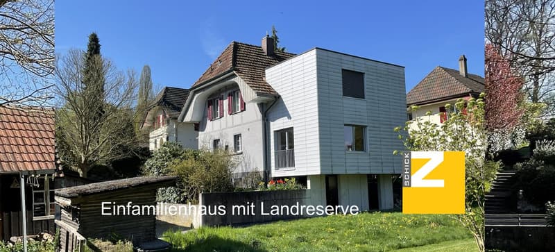 In a quiet location: 6.5 room single-family house with land reserve and large, romantic garden (1)