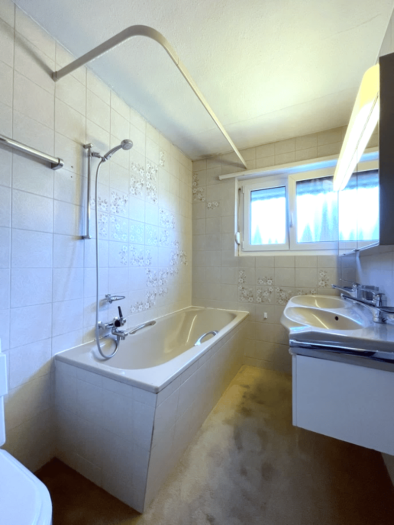 Doppeleinfamilienhaus mit grosser, idyllischer Gartenanlage (22)