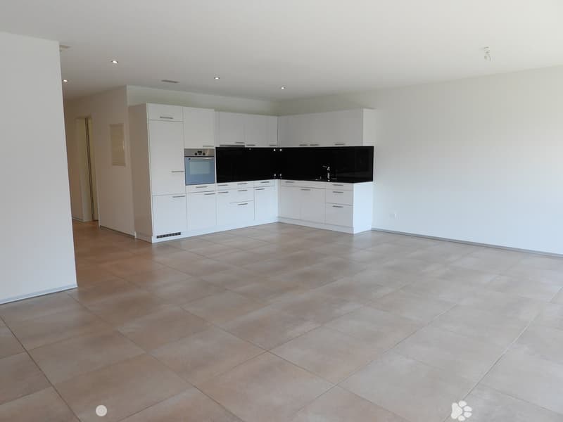 Moderne 3.5 Zimmerwohnung mit Gartensitzplatz (3)