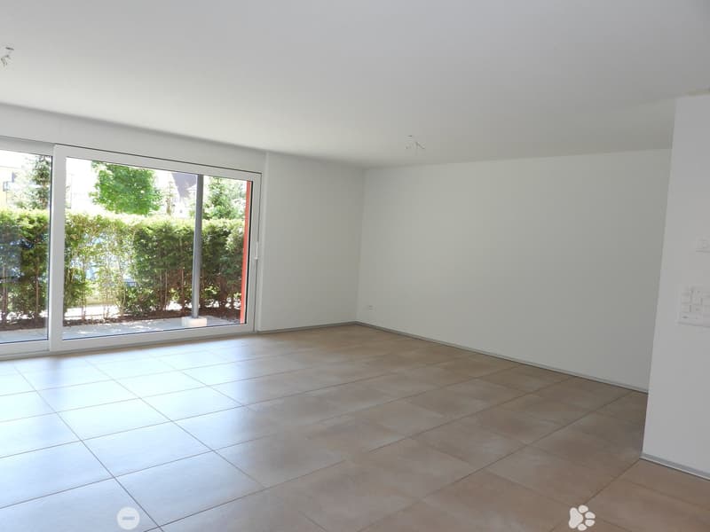Moderne 3.5 Zimmerwohnung mit Gartensitzplatz (5)