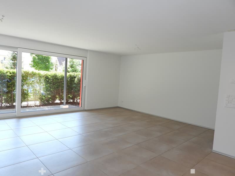 Moderne 3.5 Zimmerwohnung mit Gartensitzplatz (5)