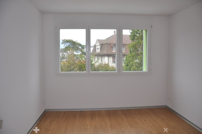 Helle 4.5 Zimmerwohnung mit 2 Balkonen (7)