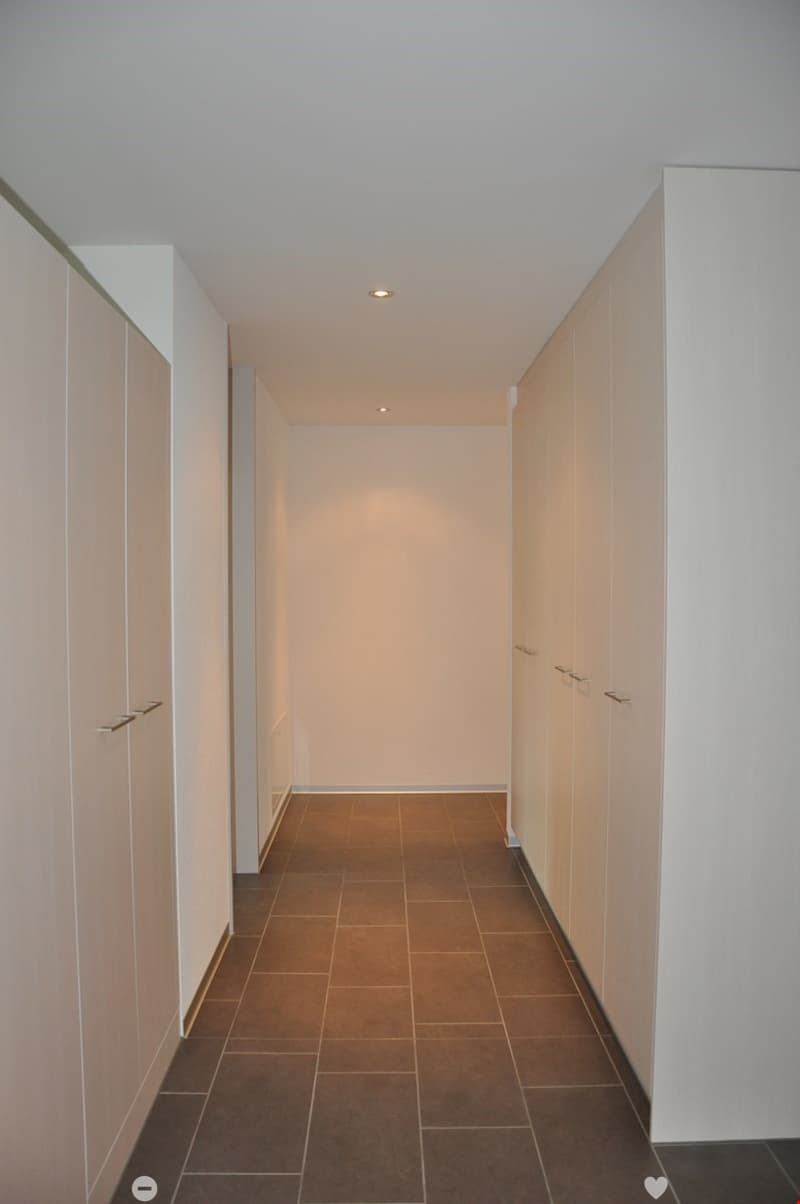 Helle 4.5 Zimmerwohnung mit 2 Balkonen (5)