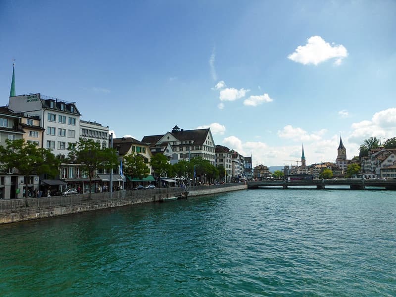 Attractive residential property with modern architecture and rental potential - 21 apartments (3)