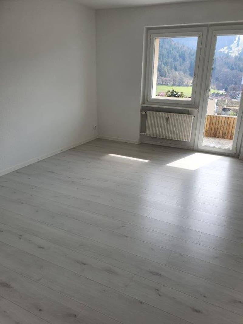 Charmante 3.5-Zimmer-Wohnung mit Bergblick in Sonceboz-Sombeval (5)