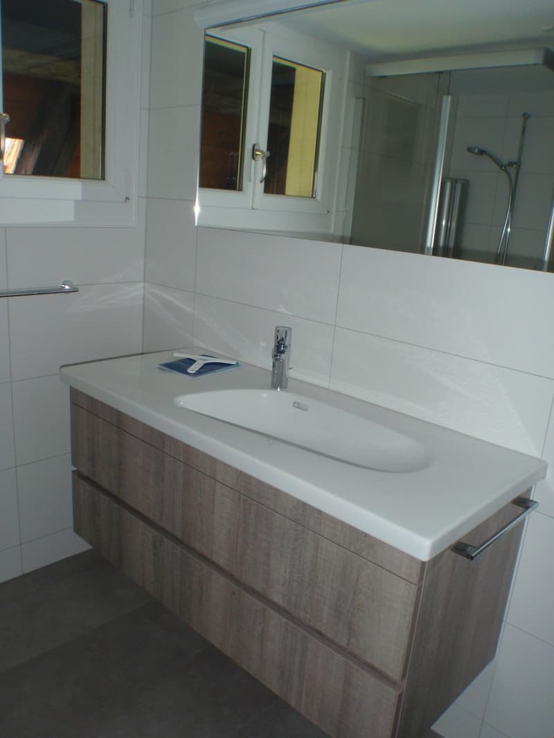 Charmante 4.5-Zimmer-Maisonettewohnung in Müntschemier (7)