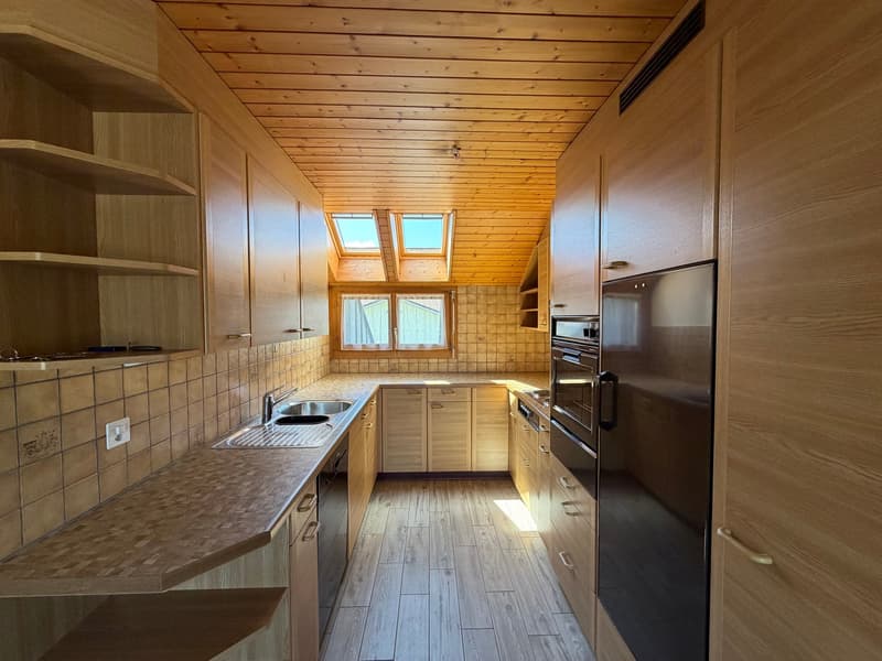 Charming 2.5-room apartment with mountain views in Thun (5)