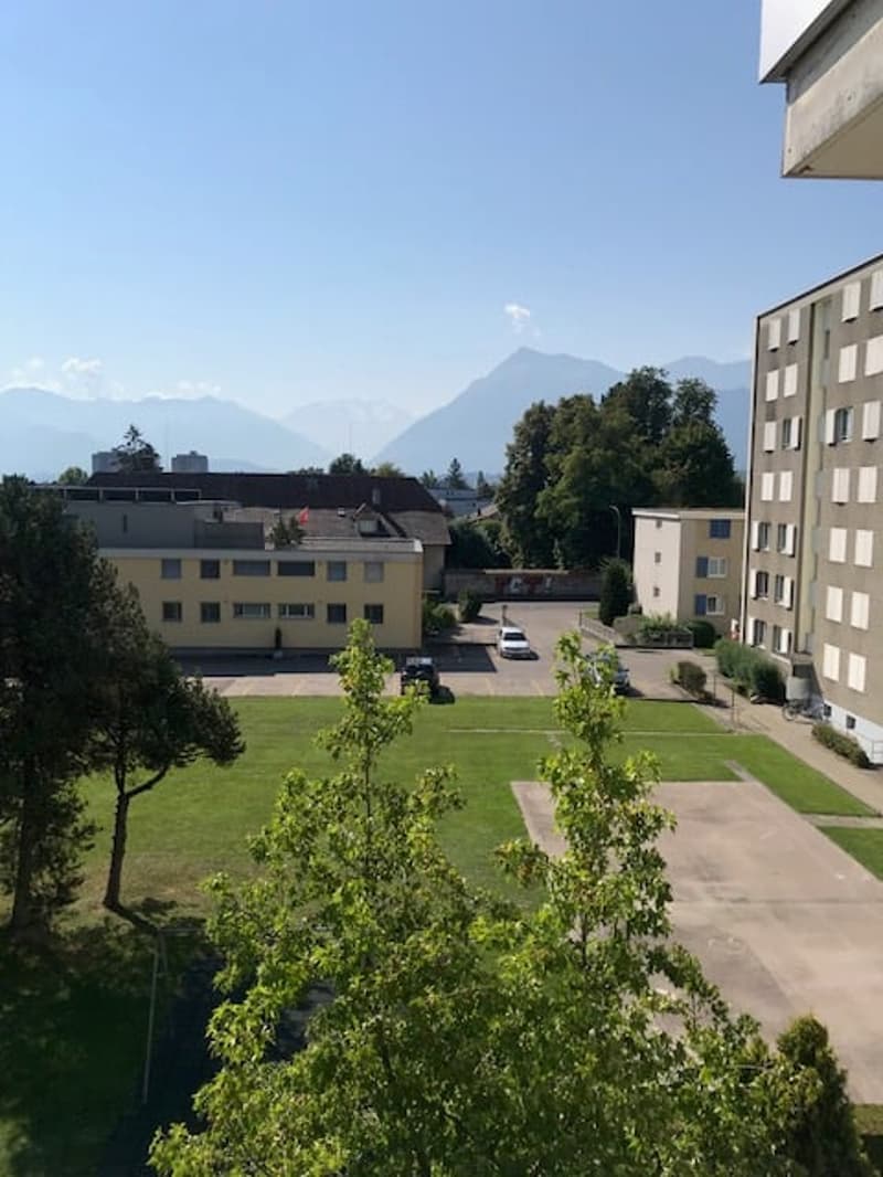 Appartamento soleggiato di 4,5 locali con panorama del Niesen in Länggasse a Thun (11)