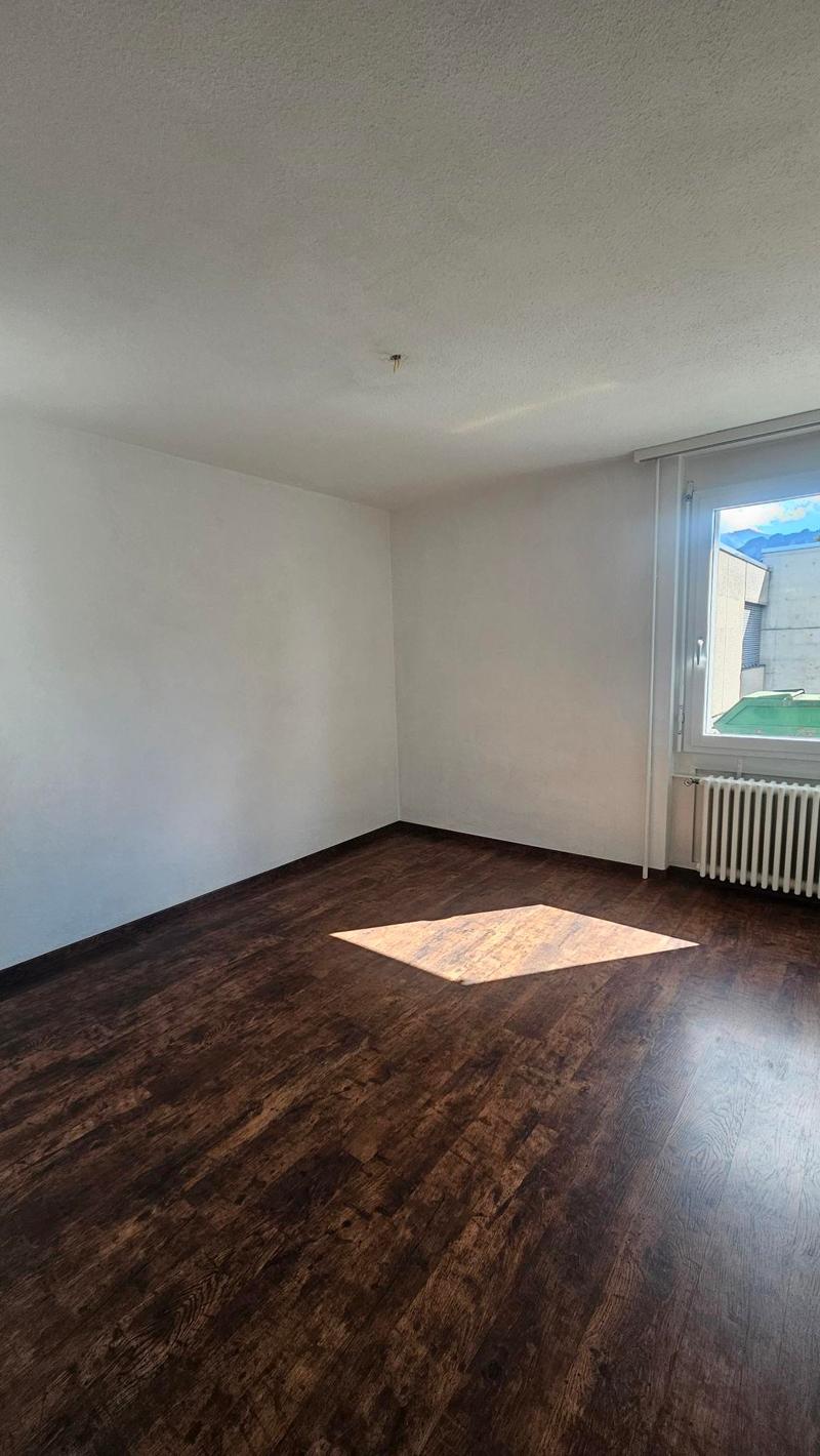 Befristete 4-Zimmer-Wohnung per sofort zu vermieten (5)