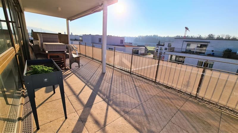 Balkon mit Abendsonne