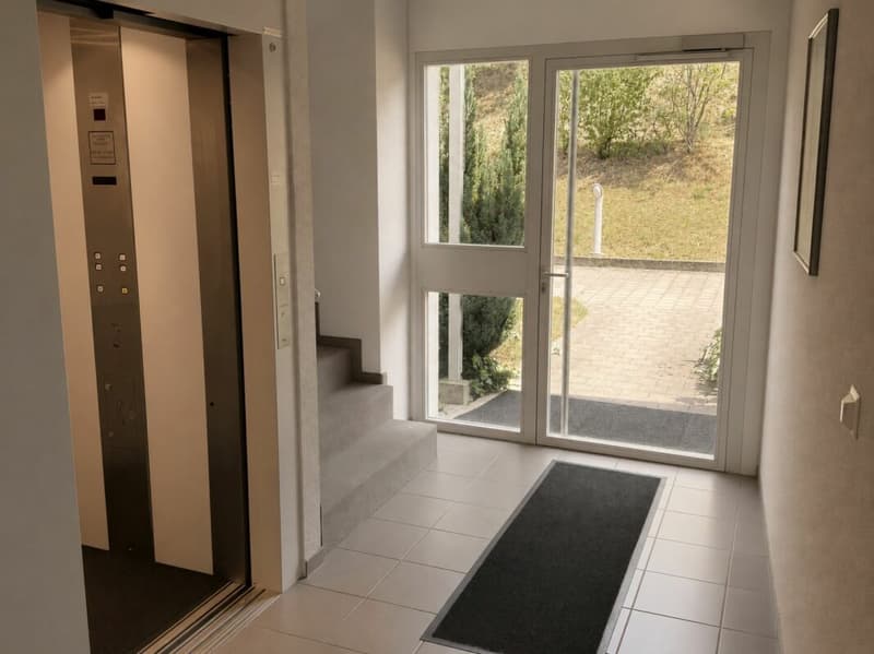 Hauseingang, Treppenhaus