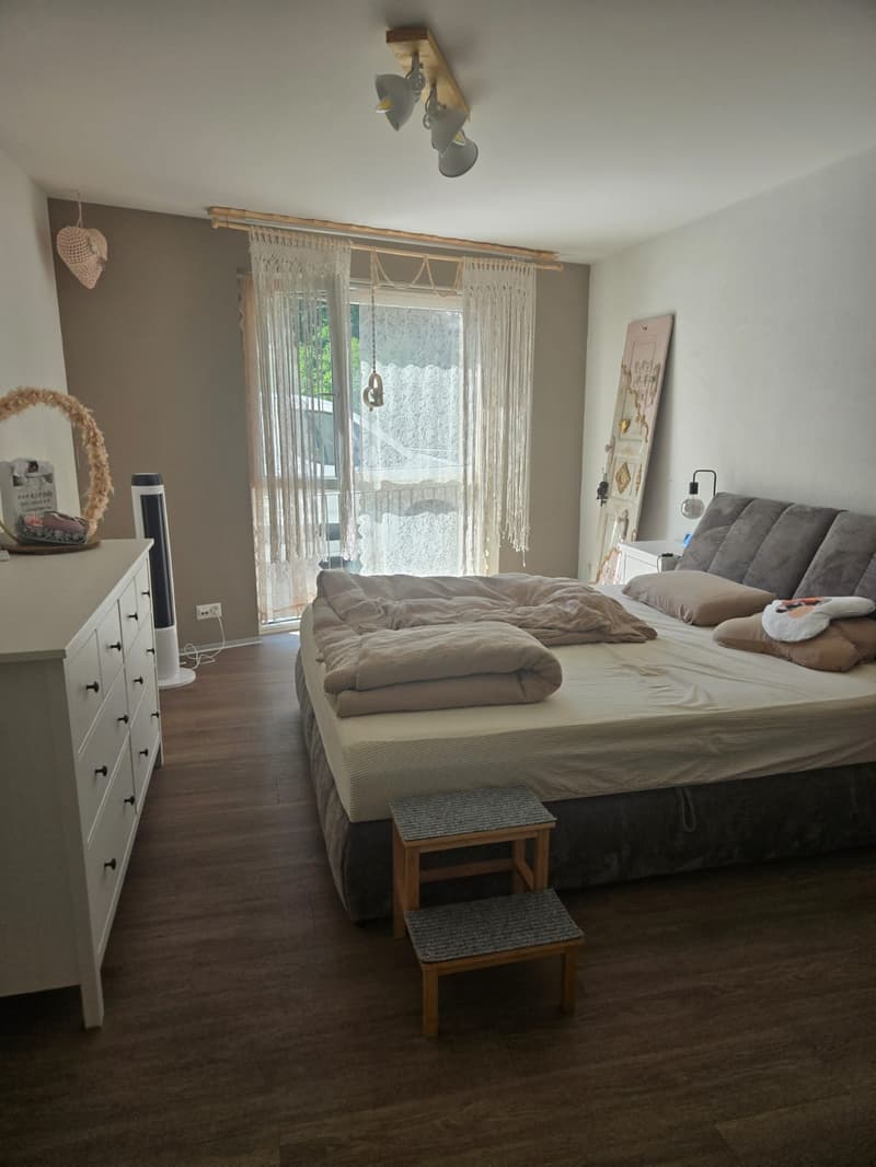 Charming 4.5-room ground-floor apartment in Düdingen (10)