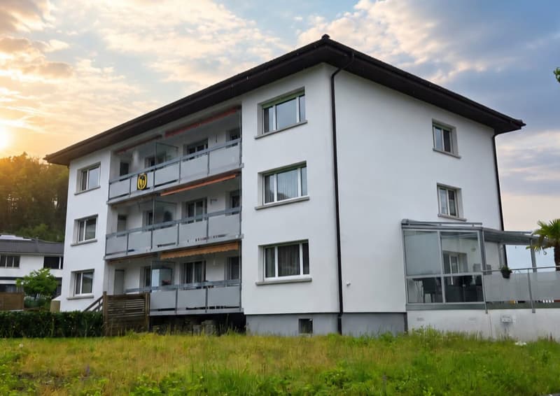 Appartamento soleggiato di 4,5 locali con balcone a Heitenried (1)