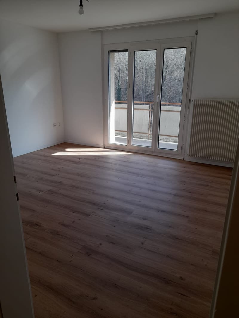 Moderne 3-Zimmer-Wohnung mit Balkon in Wünnewil (8)