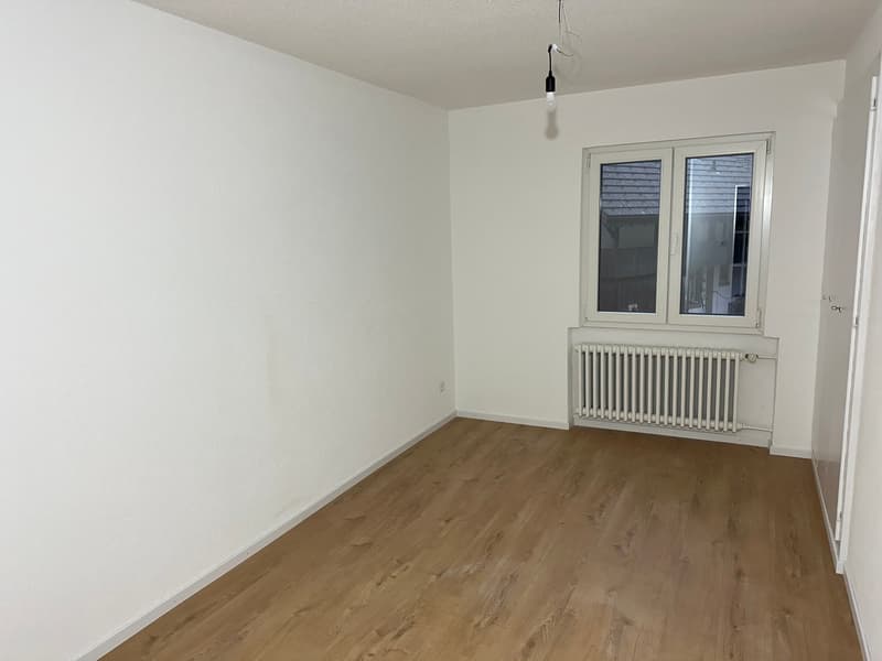 Charming 4-room apartment with terrace in the heart of Aarwangen (3)