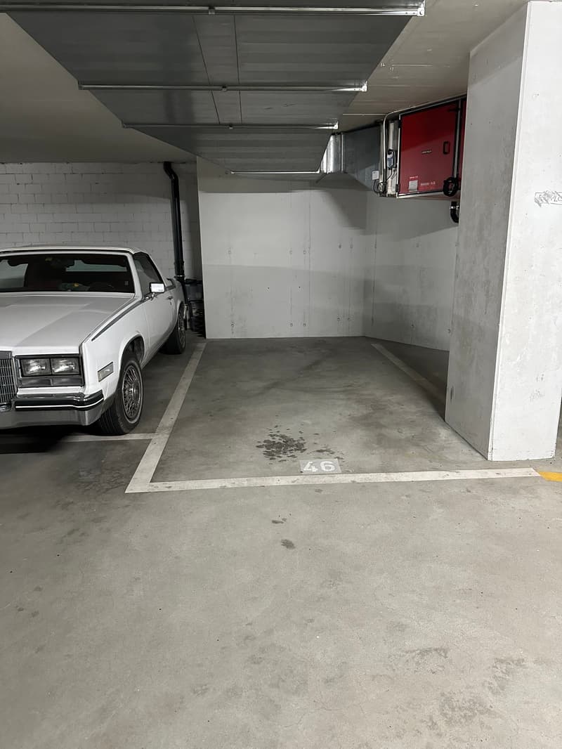 Places de stationnement à louer (2)