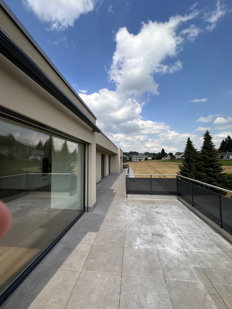 Bellissimo, nuovo appartamento di 3,5 locali mansardato con vista panoramica a Huttwil (10)