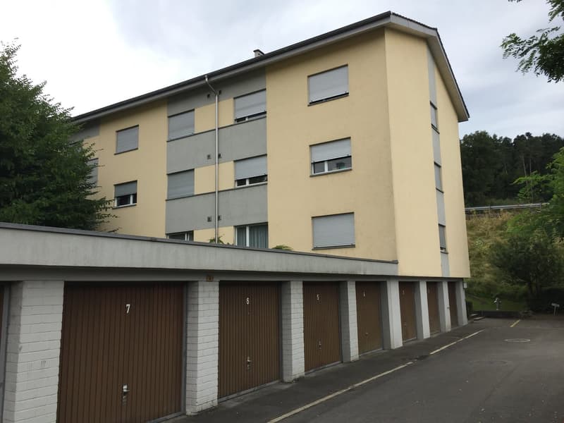 Helle 3.5-Zimmer-Erdgeschosswohnung im Hochparterre zu vermieten (2)