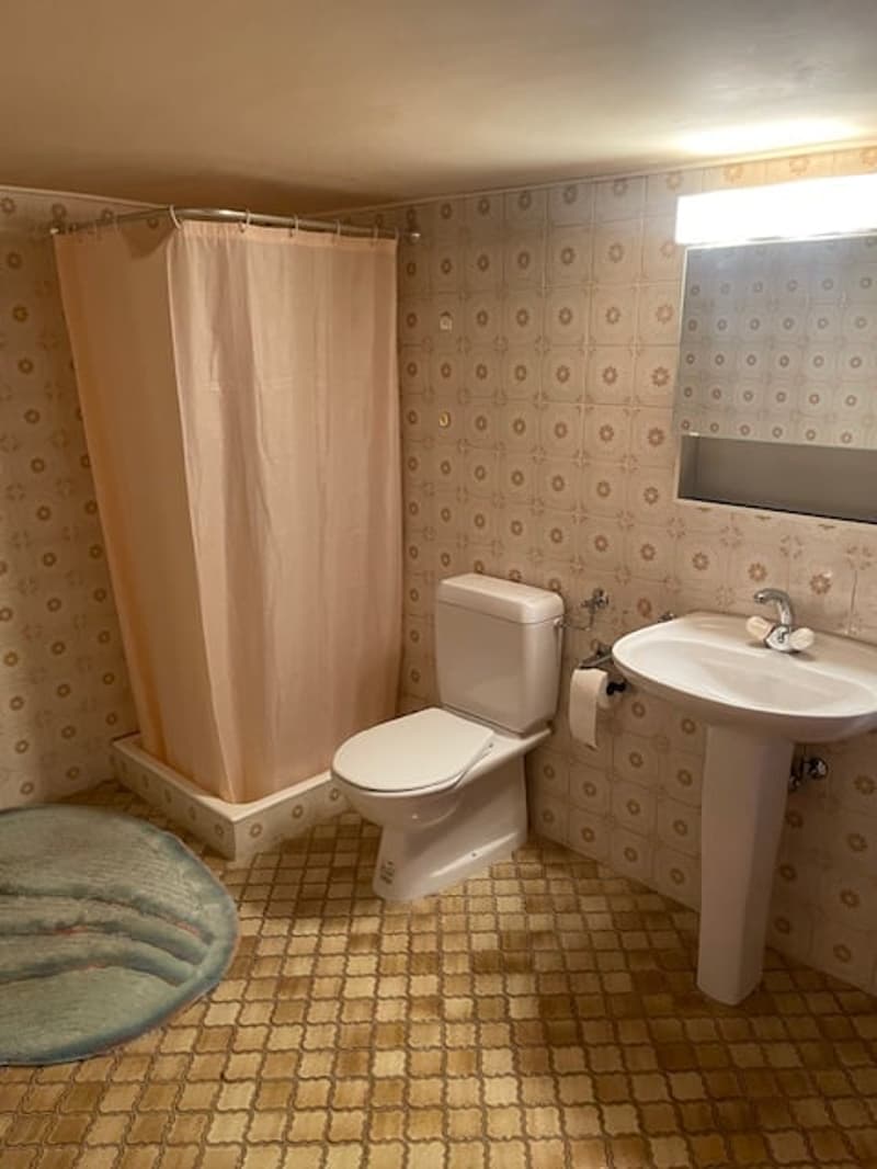 Charaktervolles Haus im Herzen des Dorfes mit freier Sicht - gutes Potenzial, *SMJ Habitat* (12)