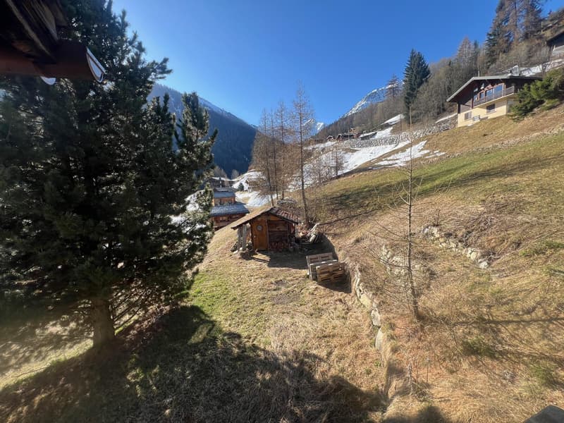 Opportunity to buy in La Tzoumaz, 4-room semi-detached chalet in a quiet area (11)